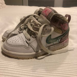 Nike Jordan’s girls 11c white pink paint splatter